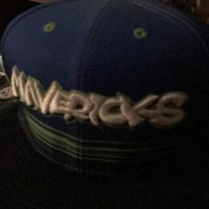 Meet your Posher, Logan